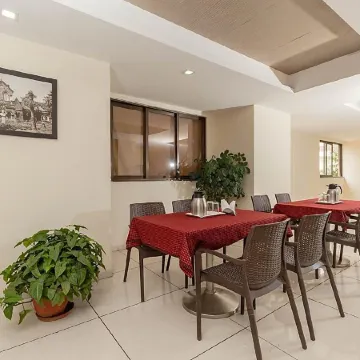 Hotel Galaxy Inn-Best Business Hotel in Kolhapur