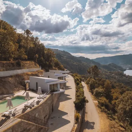 Encosta de Louredo by Pousadela Village
