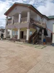 5 Bed House - Sleeps 8 - Wifi - Parking - Alloggi