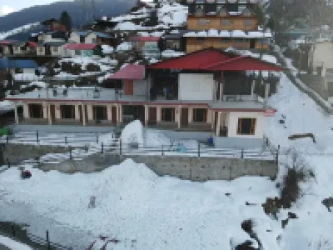 Pine Palace Homestay