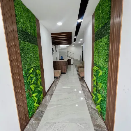Hotel RYA Center