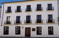 Puerta de la Ribera Suites - Apartments