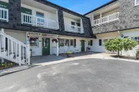 Snyders Shoreline Inn Hotels in Ludington