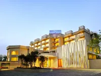 Sarovar Premiere Jaipur Hotels near Birla Mandir, Jaipur