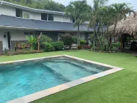 Tiki Ora Lodge - Tiki - piscina