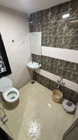 The Grand Vinayak Hotel Отели рядом с достопримечательностью «Kargil Chowk memory»