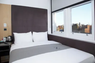 The Z Hotel City Hotels in Bank
