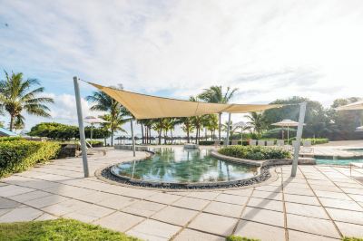 Public Areas Zilwa Attitude Photo