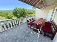 里昂納達公寓2號