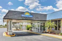 Days Inn by Wyndham Titusville Kennedy Space Center Hotels in Brevard County