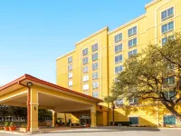 La Quinta Inn & Suites by Wyndham San Antonio Medical Ctr NW Hotels near Dellview Park