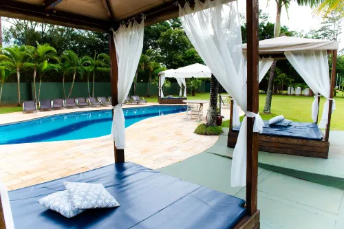 La Dolce Villa Hotels in Avare