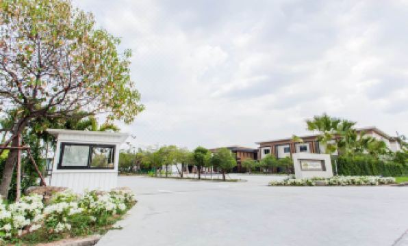 Morino Hotel Si Racha