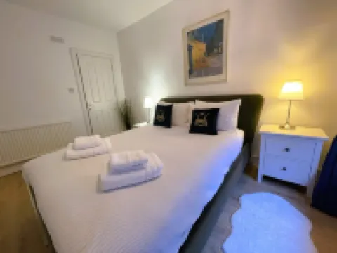 14B Howard Place, 2 Minutes from the Old Course 3 bed 2 bath basement Apartment.