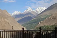Hunza Blossom Inn Hôtels à : Karimabad