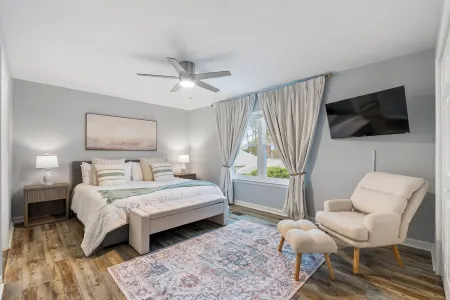 PCB Paradise Sands Oasis - Private Pool, Game Room, Hot Tub!