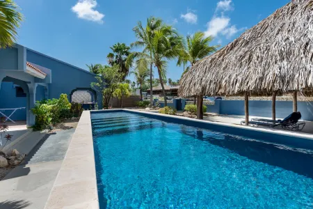 Blue Bonaire by Boutique Bonaire Unique Resorts Отели рядом с достопримечательностью «Pekelmeer, Flamingo Sanctuary»