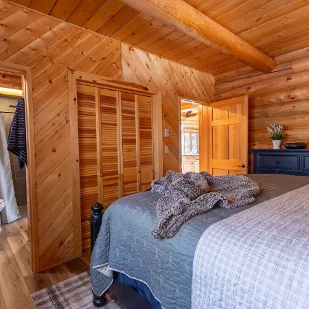 Cabin close to the Lake, Sleeps 8