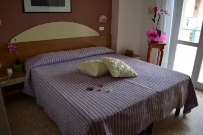 Hotel Jasmine Beach فنادق في فيسيربا
