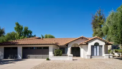 Beautiful 5-Bdrm Vacation Home WHeated Pool Hotels near Walgreens