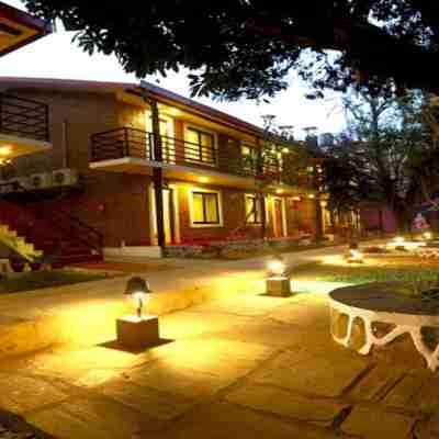 MeroStay 110 Cottage Hotel Exterior