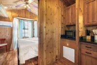 Stay Awhile @ Trailhead Cabins