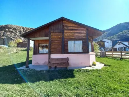 Las Maras I: Family Cabin With Wonderful Mountain View Отели рядом с достопримечательностью «Miradores Los Condores y Las Aguilas»