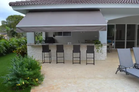 THIS IS IT!!!!!! Newly built Renters Paradise