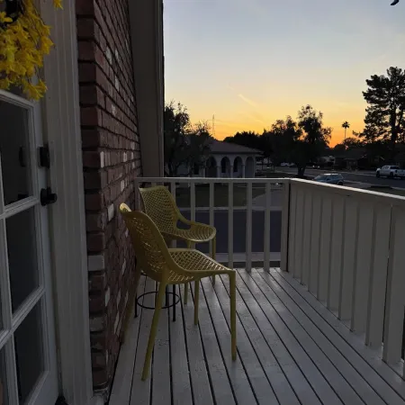 Sunsets & Shows! Gorgeous, Private 1 Br Listing!
