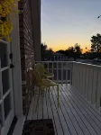 Sunsets & Shows! Gorgeous, Private 1 Br Listing!