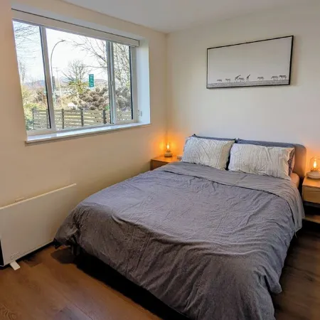 Accessible 2Br Ground Floor Suite | 1 Block to Pne | 12m to DT | Easy Transit Отели рядом с достопримечательностью «Спортивный комплекс «Пасифик-Колизиум»»