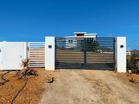 FonteinTop - 360° Panoramic View Отели рядом с достопримечательностью «Cas Abao Beach»