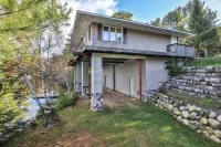 Cozy Lakeside Detached home with Amazing Elevated Views