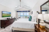 Ocean Front Luxury Condo Panoramic Views of the Caribbean Sea