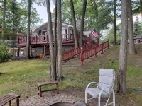 Spectacular Lakefront Cabin w/boat mooring on Higgins Lake Sleeps up to 8 people