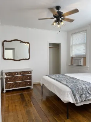 Downtown Updated Craftsman, Pet Friendly Hotels near Sonora Plaza Shopping Center