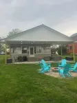 Gorgeous lake front cottage. Enjoy those summer nights on the lake