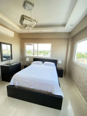 Cozy Luxury Rooftop PH Ocean view Private Terrace