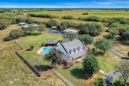 The M Ranch - Villa in Sherman, Wedding venue, Family get together Отели в г. Грейсон