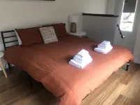 Warburton<br>4 bedroom house near all of Warburton attractions, right on the yarra