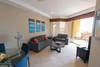 Casa Tranquilo Langosta - 2BR/2BA 4th floor condo.  Near the beach & Tamarindo