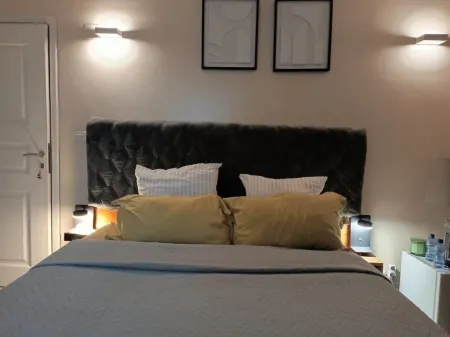 Furnished apartments ideally located behind the Golf de Kinshasa Отели рядом с достопримечательностью «Église Porte des Cieux»