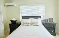 Delva’s Place-Gated 3 bedroom - Pet Friendly