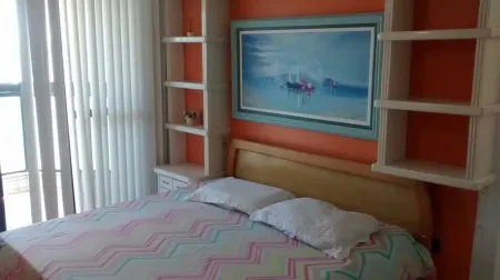 Ed O Mar Prata 03 Bedrooms Beachfront Guarapari with 2 parking spaces Отели рядом с достопримечательностью «Praia das Castanheiras»