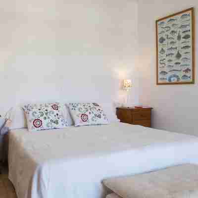 3-Bedroom Apartment in Cala D'Or Marina with Harbour Views Rooms