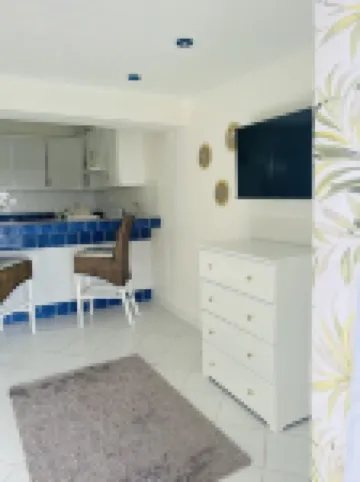 Nice and cozy ocean front studio with private terrace. Short walk to beaches.
