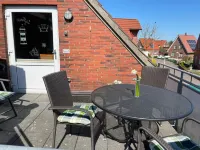 Daub's Island Oasis/Apartment with Balcony Near the South Beach, Pet Free Hotels in Borkum