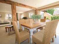 Upper Barn Hotels in Uttoxeter