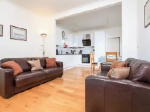 1 Lyndhurst Hotels in Salcombe