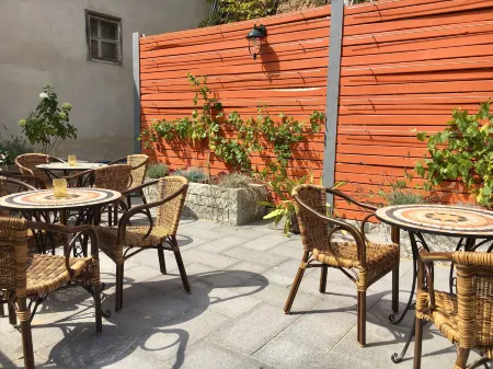 Schweizerhaus Отели рядом со станцией Meißen